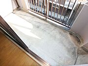 南東向きで日当たり良好☆
