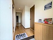 綺麗な玄関です☆※備品はつきません