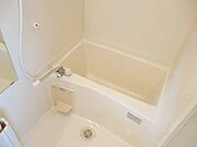 広めバスルームでゆったりリラックス♪