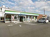 ファミリーマート松阪春日町店 380m