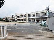 松阪市立中川小学校 1372m
