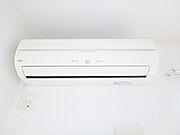 エアコン付きで夏も冬も快適♪
