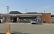 セブンイレブン松阪泉町店 575m