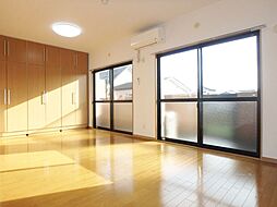 Ｇｒａｎｄｅｕｒ 102 1階2LDKのリビング/ダイニング