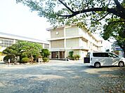 松阪市立殿町中学校 946m