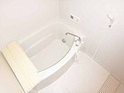 追い焚き付きでいつでも温かいお風呂に浸かれます☆(イメージ)