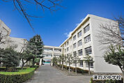 滝の沢中学校まで約1337m