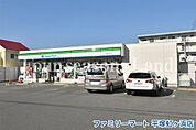 ファミリーマート 平塚虹ヶ浜店まで約361m