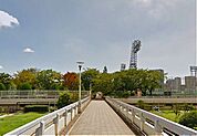 落合中央公園 徒歩7分。 560m