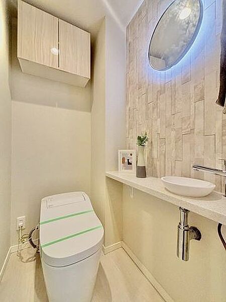 トイレを拡大表示