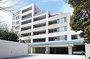 複数駅利用可！アクセス便利な好立地。総戸数127戸のビッグレジデンス。上質な暮らしをお届けします。