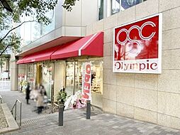 Olympic六本木店 徒歩1分。 20m