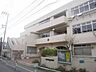 周辺：新宿区立富久小学校 徒歩3分。 200m