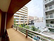 住居からの眺望。心地の良い風をお部屋に取り込んでくれ、日々の生活がより豊かになります。