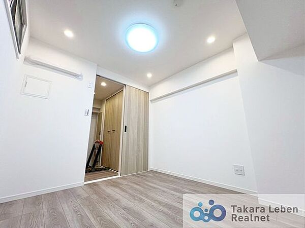 寝室を拡大表示