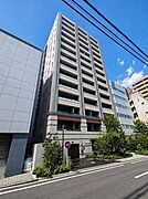 複数駅利用可能な「渋谷」駅徒歩約7分。敷地内に駐車場、自転車置場、バイク置場を完備(空要確認)