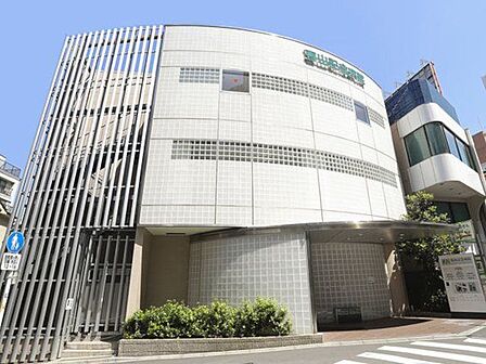 医療法人社団広恵会春山記念病院 徒歩10分。 800m