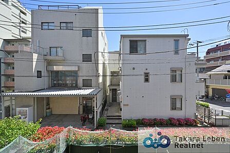 住居からの眺望。心地の良い風をお部屋に取り込んでくれ、日々の生活がより豊かになります。