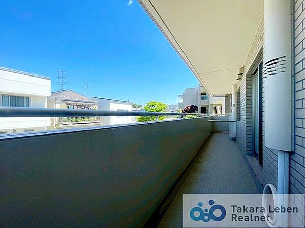 バルコニーを拡大表示