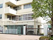 中野区立塔山小学校 徒歩9分。 720m