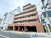 東急大井町線【九品仏】駅徒歩1分、自由が丘駅へも徒歩10分の好立地マンション。ペット飼育のご相談可能