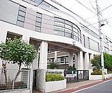 杉並区立高南中学校 徒歩5分。 370m