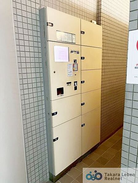 宅配ボックス
