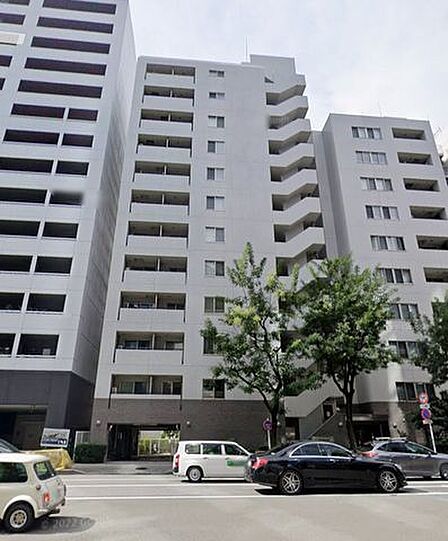 アクセス良好、周辺施設充実の【渋谷】駅徒歩12分の好立地。オートロック・宅配ボックス完備です。