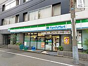 ファミリーマート芝四丁目店 徒歩2分。 160m