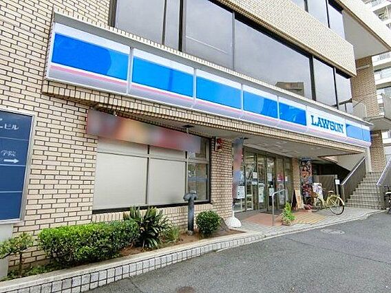 ローソン北参道...