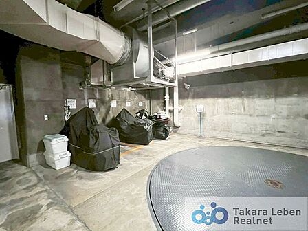 バイク置場