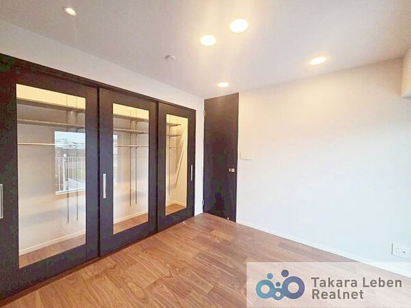 洋室を拡大表示