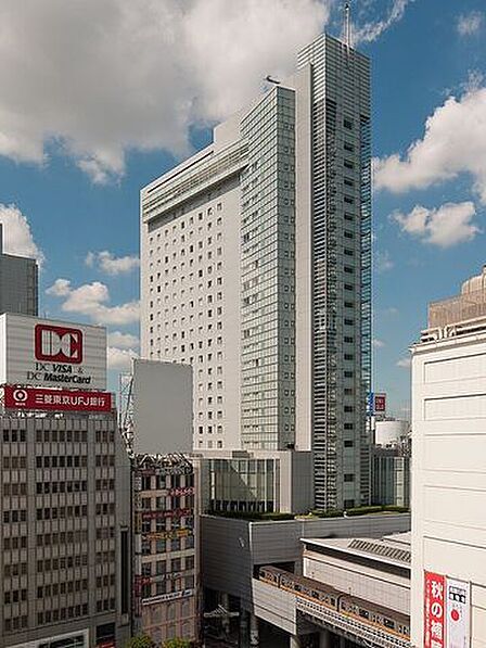 渋谷マークシティ 徒歩16分。 1270m