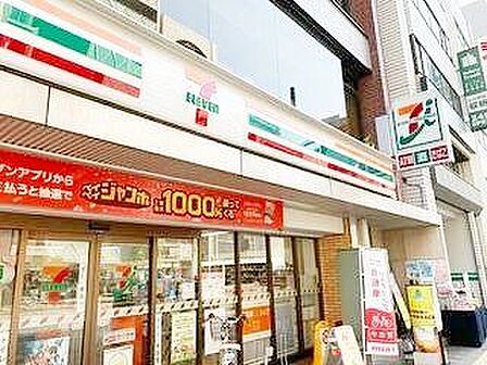 セブンイレブン東京高校前店 徒歩5分。 400m