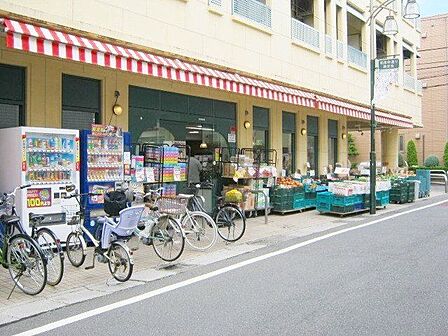 TSUKASA杉並和泉店 徒歩4分。 280m
