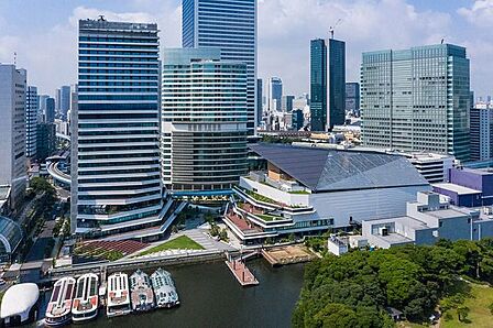 ウォーターズ竹芝 徒歩8分。 610m