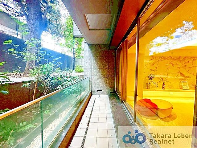 バルコニー グランツオーベル南平台 1階/106