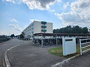 高校「北海道帯広緑陽高校まで1957m」