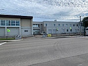 小学校「池田町立池田小学校まで1770m」