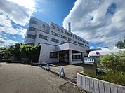 病院「医療法人社団芳誠会十勝脳神経外科まで635m」