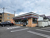 コンビニ「セブンイレブン帯広南5線店まで1094m」