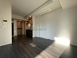 東京メトロ千代田線 表参道駅 徒歩4分の賃貸マンション 4階1LDKのリビング/ダイニング