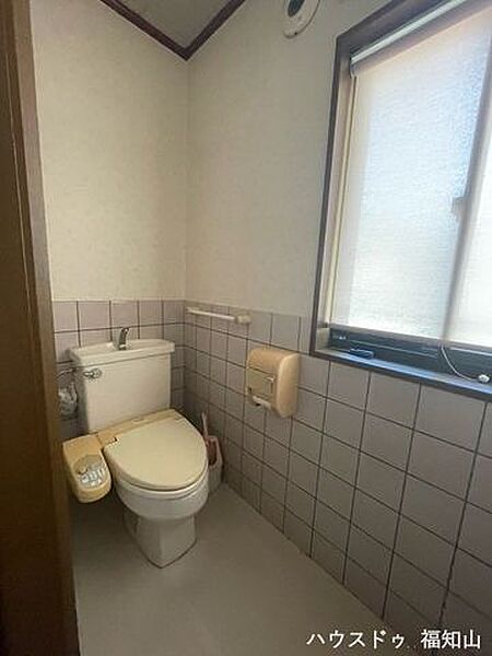 トイレを拡大表示