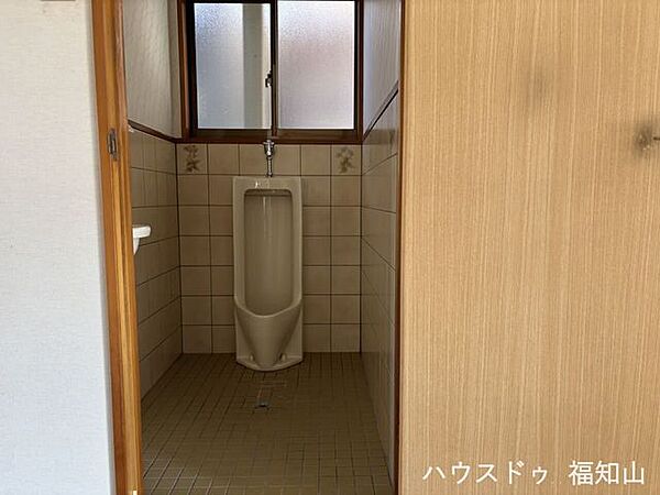 トイレを拡大表示