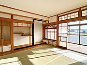 【リフォーム済】1階南側和室です。畳表替えを行いました。