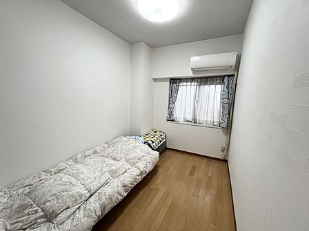 家族一人ひとりの大切なプライベート空間♪趣味に合わせて使って頂けるようシンプルに仕上げております!