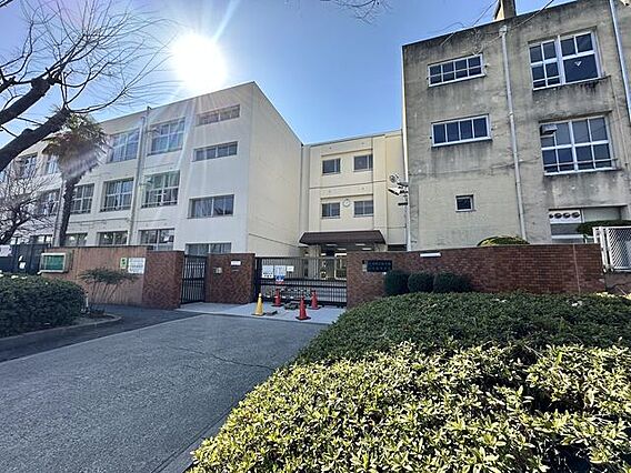 市立淡路中学校...