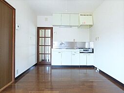 フジエイト 1階1DKのリビング/ダイニング