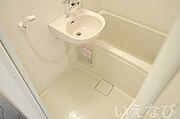 備品や設備仕様は号室等により異なります。現地をご確認下さい。