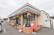 セブンイレブン伊勢崎韮塚町店 353m